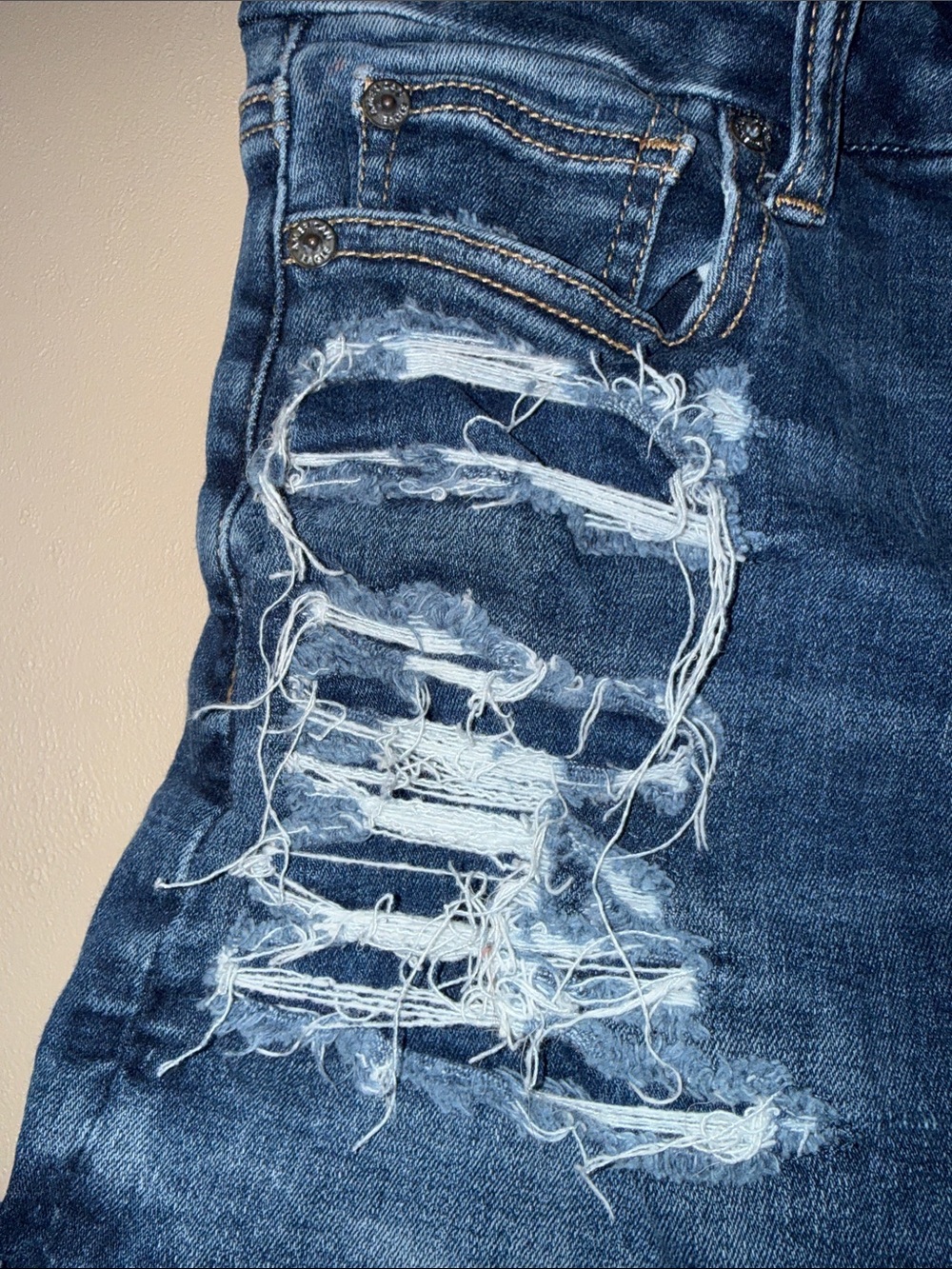 American Eagle Outfitters Distressed Dark Blue Denim Cutoff Shorts - Picture 3 of 9